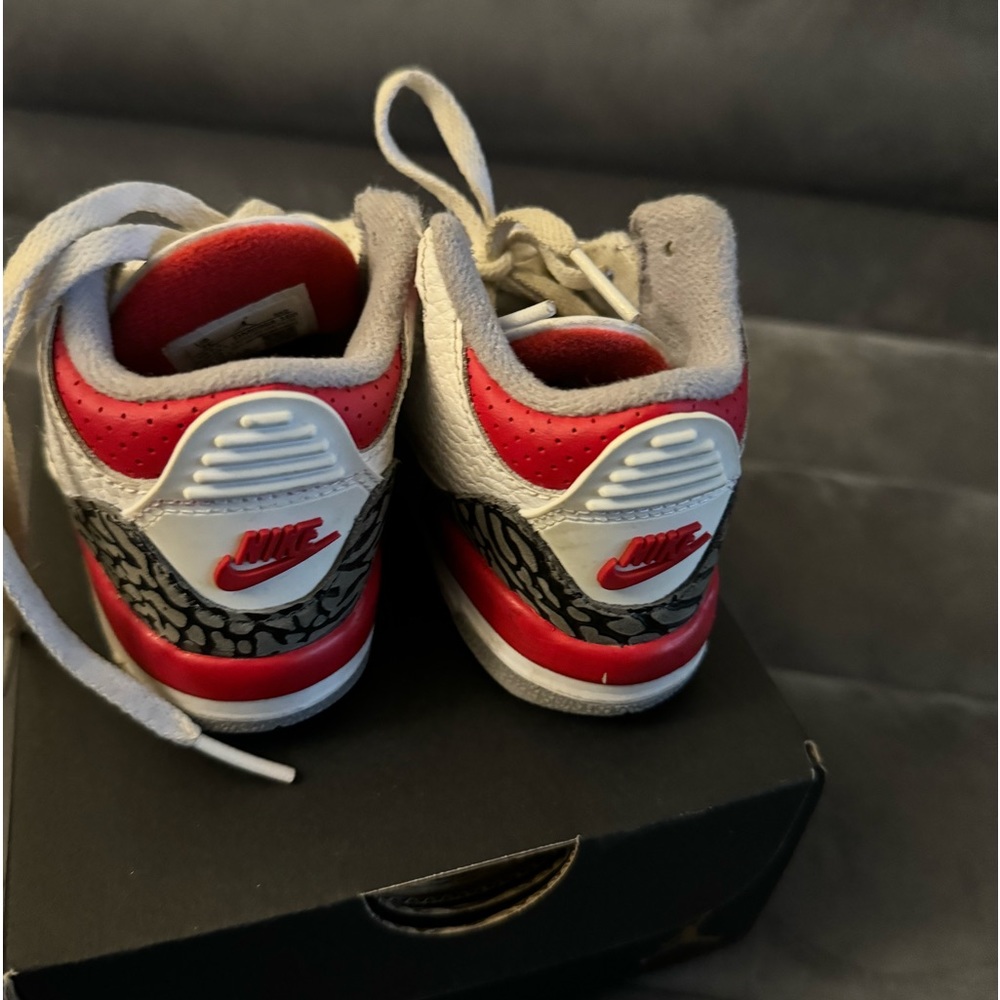 AIR JORDAN 3